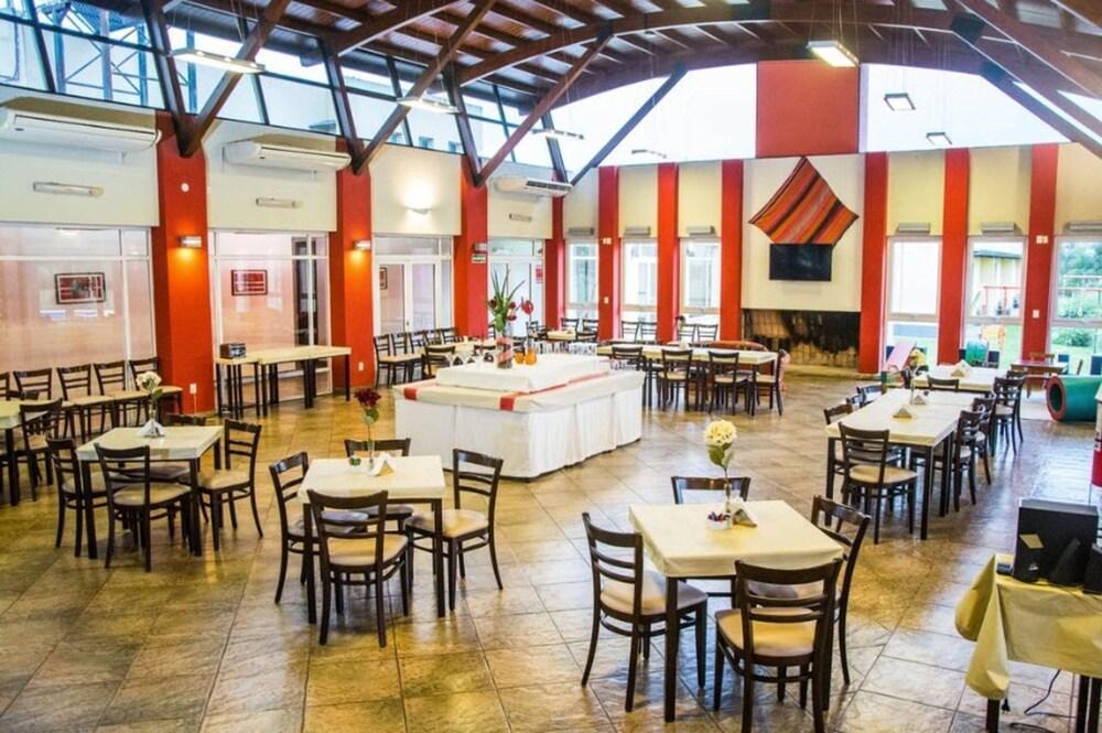 Howard Johnson Inn Rosario De La Frontera Extérieur photo