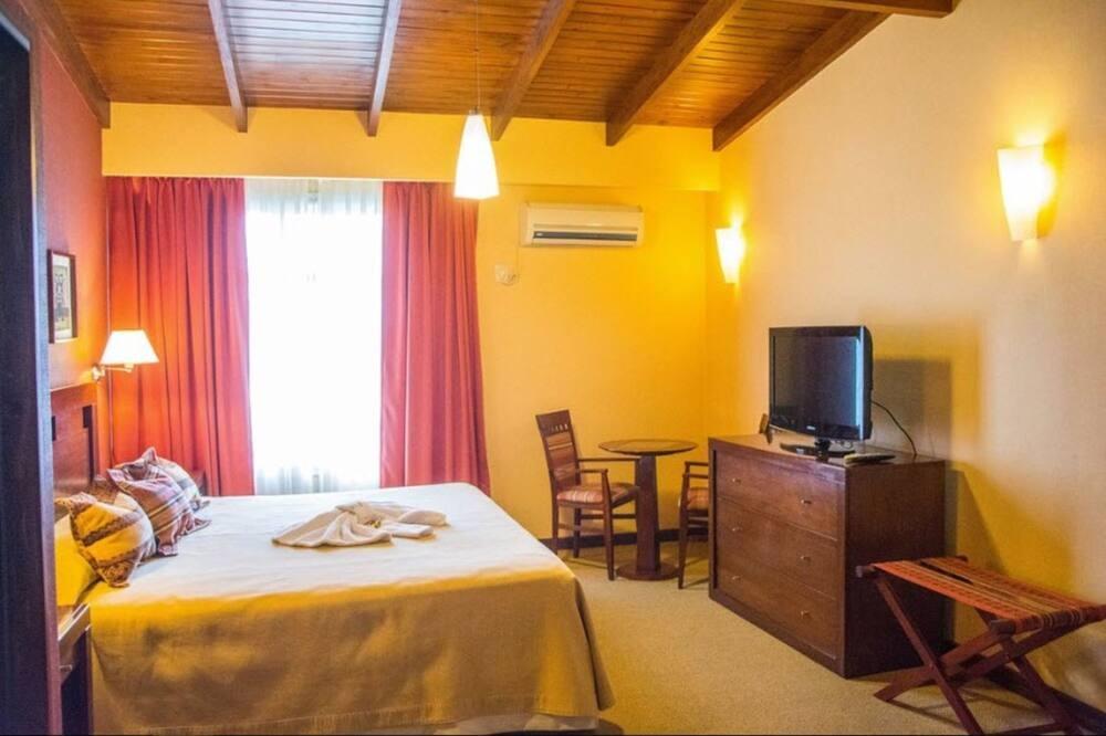 Howard Johnson Inn Rosario De La Frontera Extérieur photo