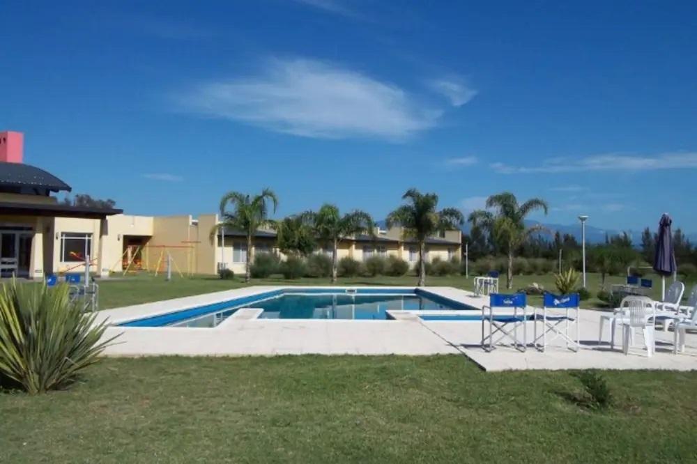 Howard Johnson Inn Rosario De La Frontera Extérieur photo