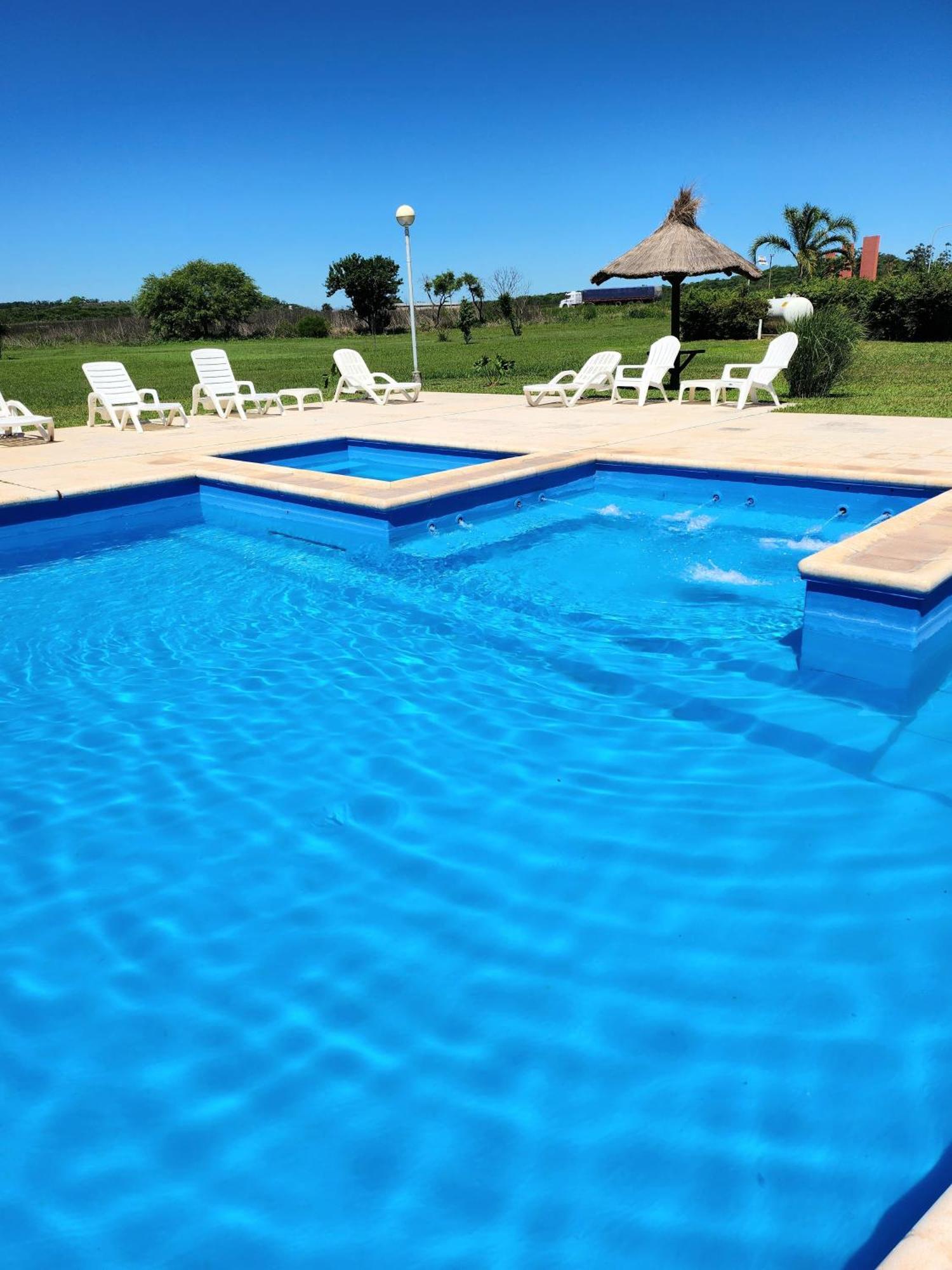 Howard Johnson Inn Rosario De La Frontera Extérieur photo