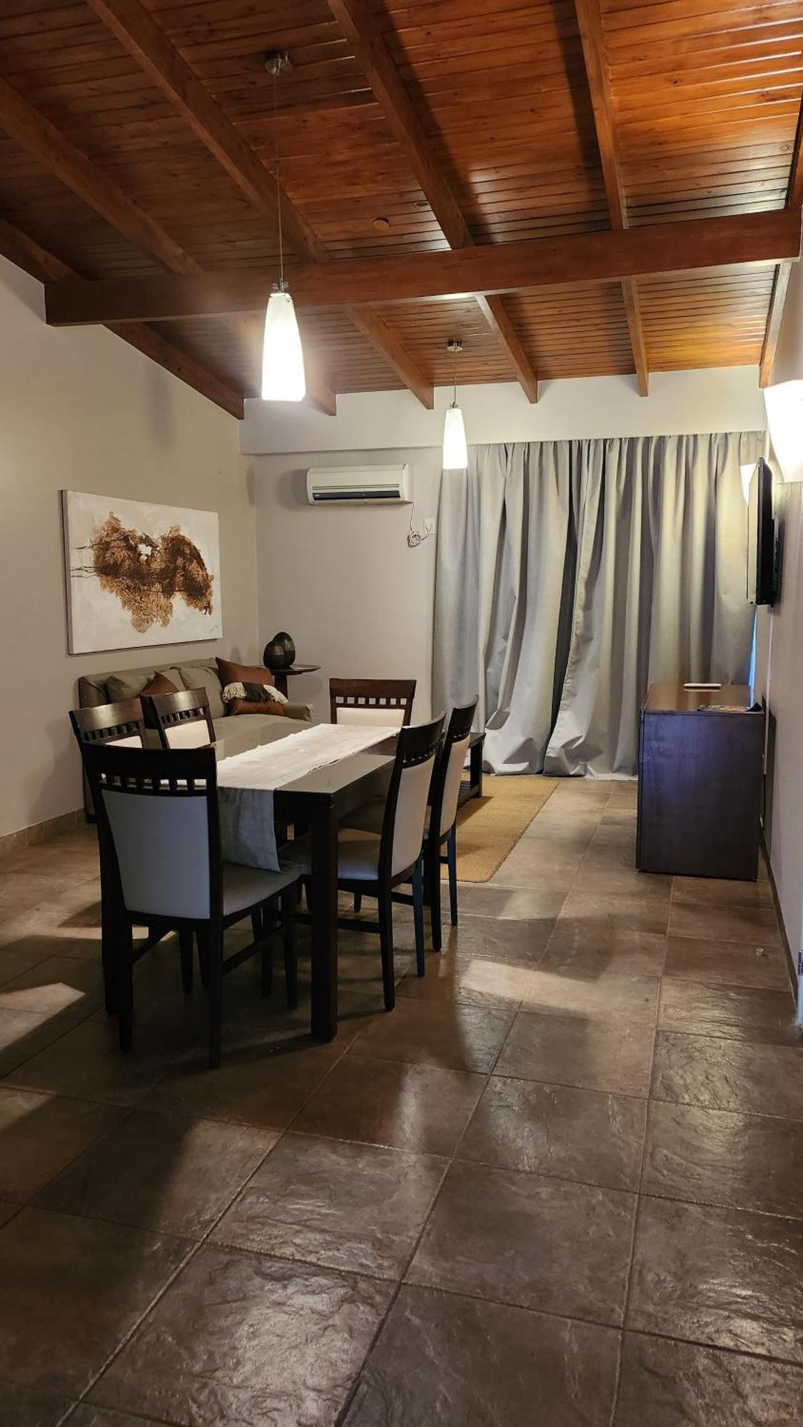 Howard Johnson Inn Rosario De La Frontera Extérieur photo
