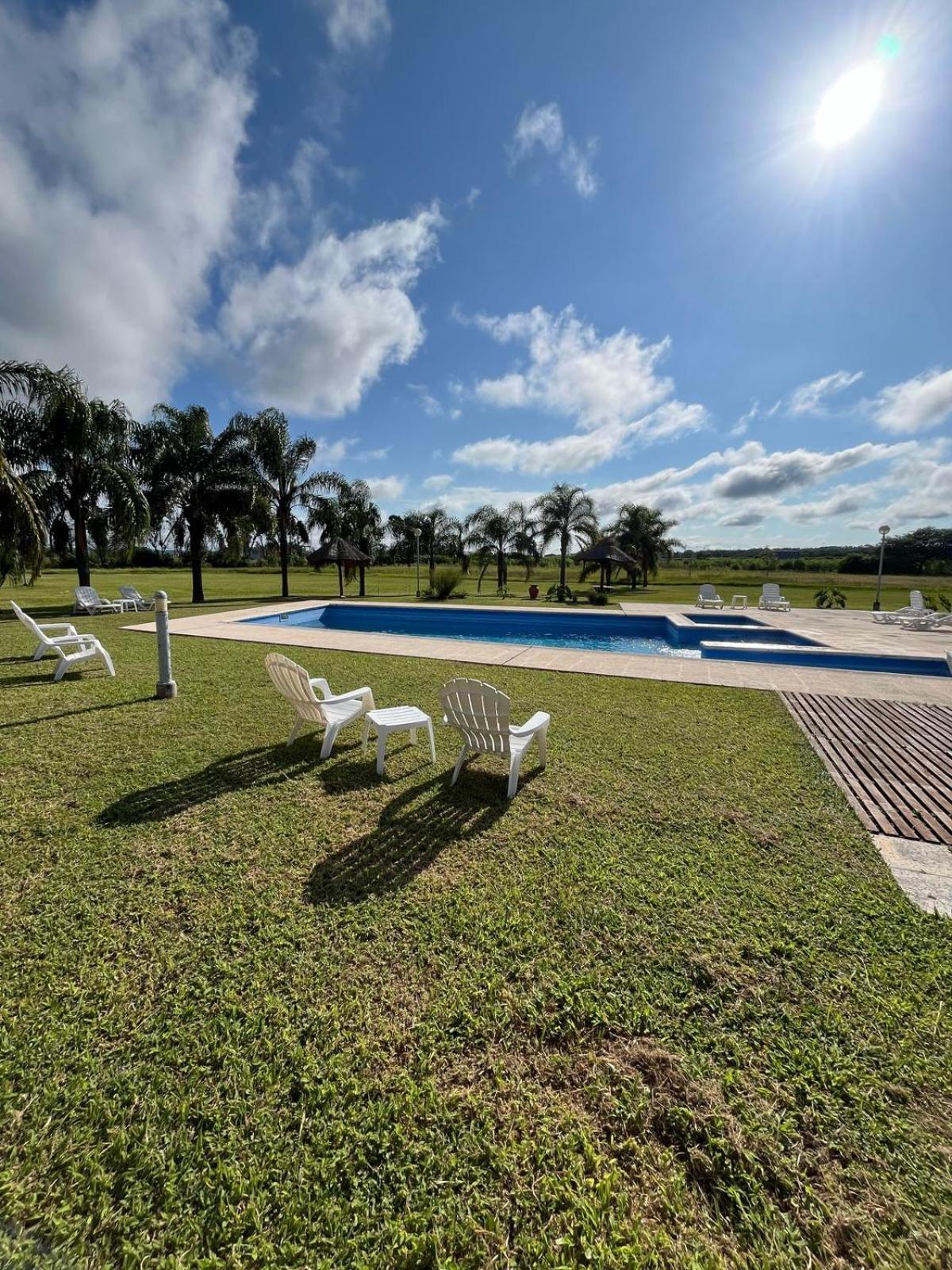 Howard Johnson Inn Rosario De La Frontera Extérieur photo