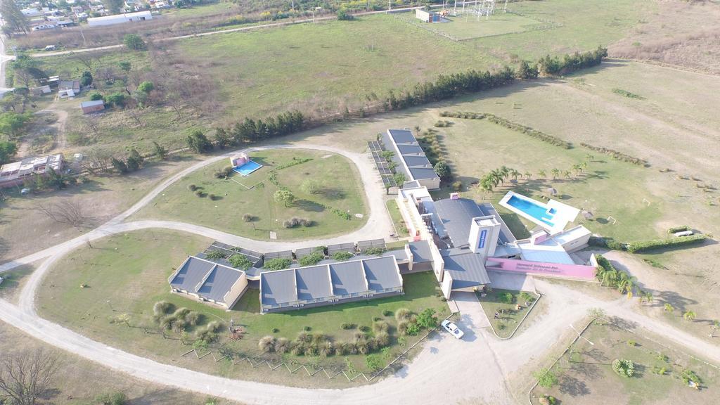 Howard Johnson Inn Rosario De La Frontera Extérieur photo