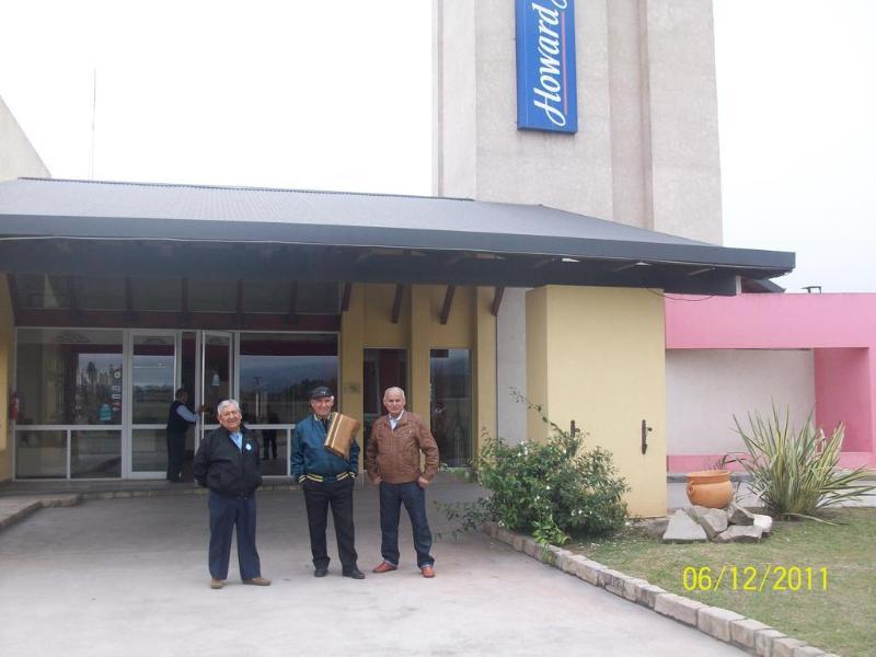 Howard Johnson Inn Rosario De La Frontera Extérieur photo