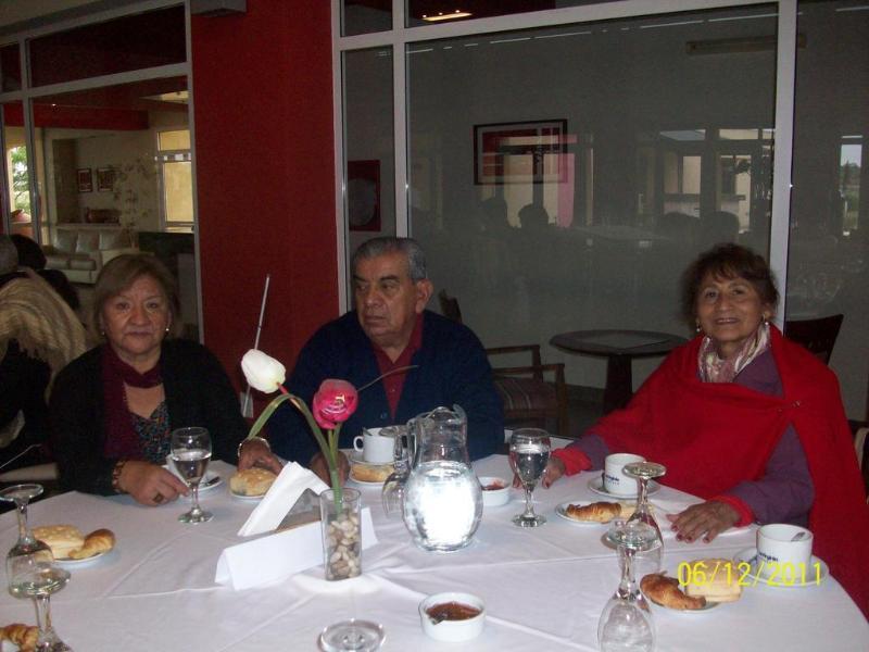Howard Johnson Inn Rosario De La Frontera Extérieur photo